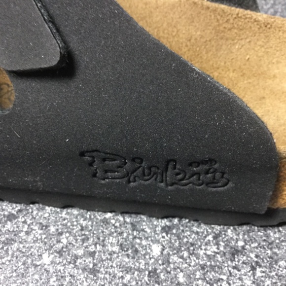 Birki’s Birkenstock 3 Strap Black Sandals - Picture 9 of 11